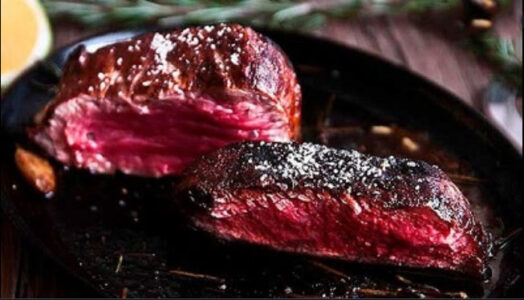 Бифштекс с кровью